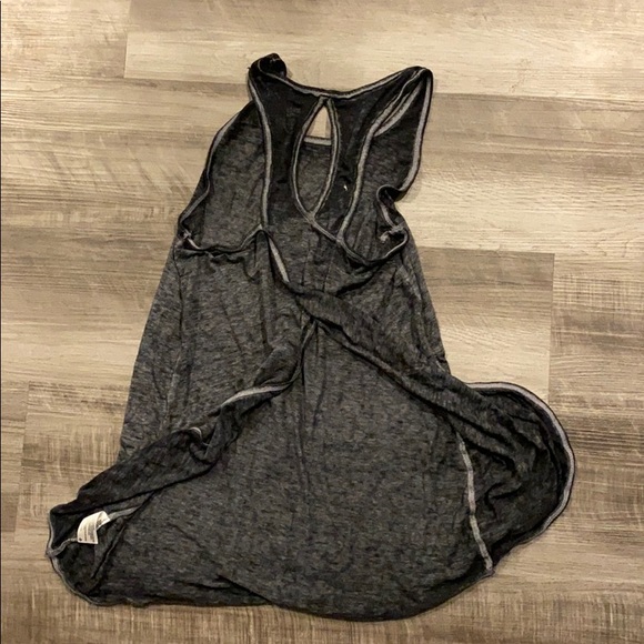 Charcoal gray tank top - Picture 3 of 3